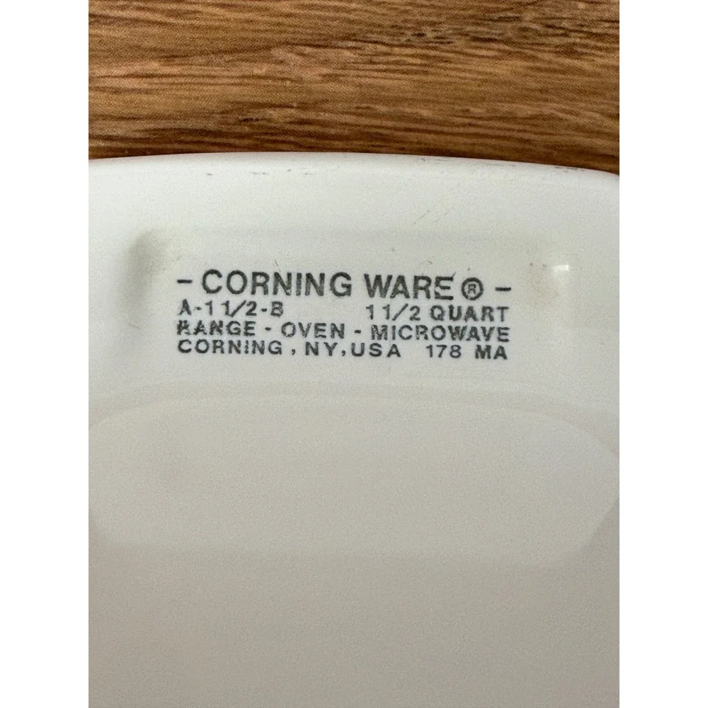 Vintage 1970s Corning Wear Wildflower Pattern 1 1/2 Quart Casserole Dish EUC‎
